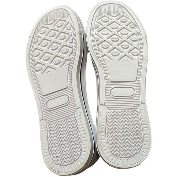 Chihuahua size 9 White Canvas Sneakers Lace Up Low-Top Casual shoes floral - Picture 4 of 10